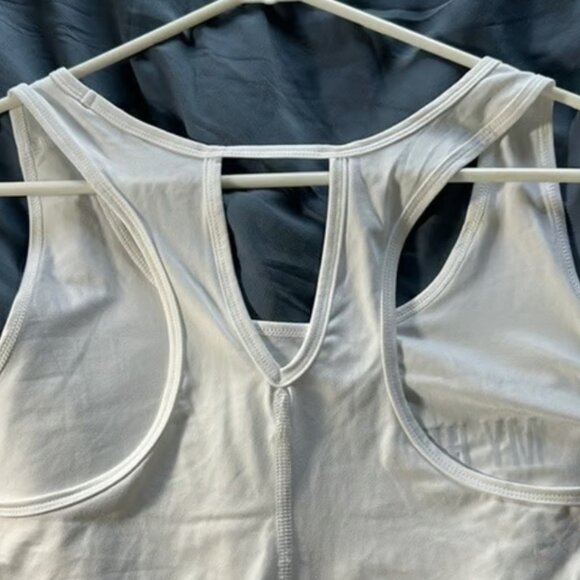 C9 Champion White FLOWY Squats Racerback Peephole Back Tank Top Large #M-082 - Picture 2 of 4